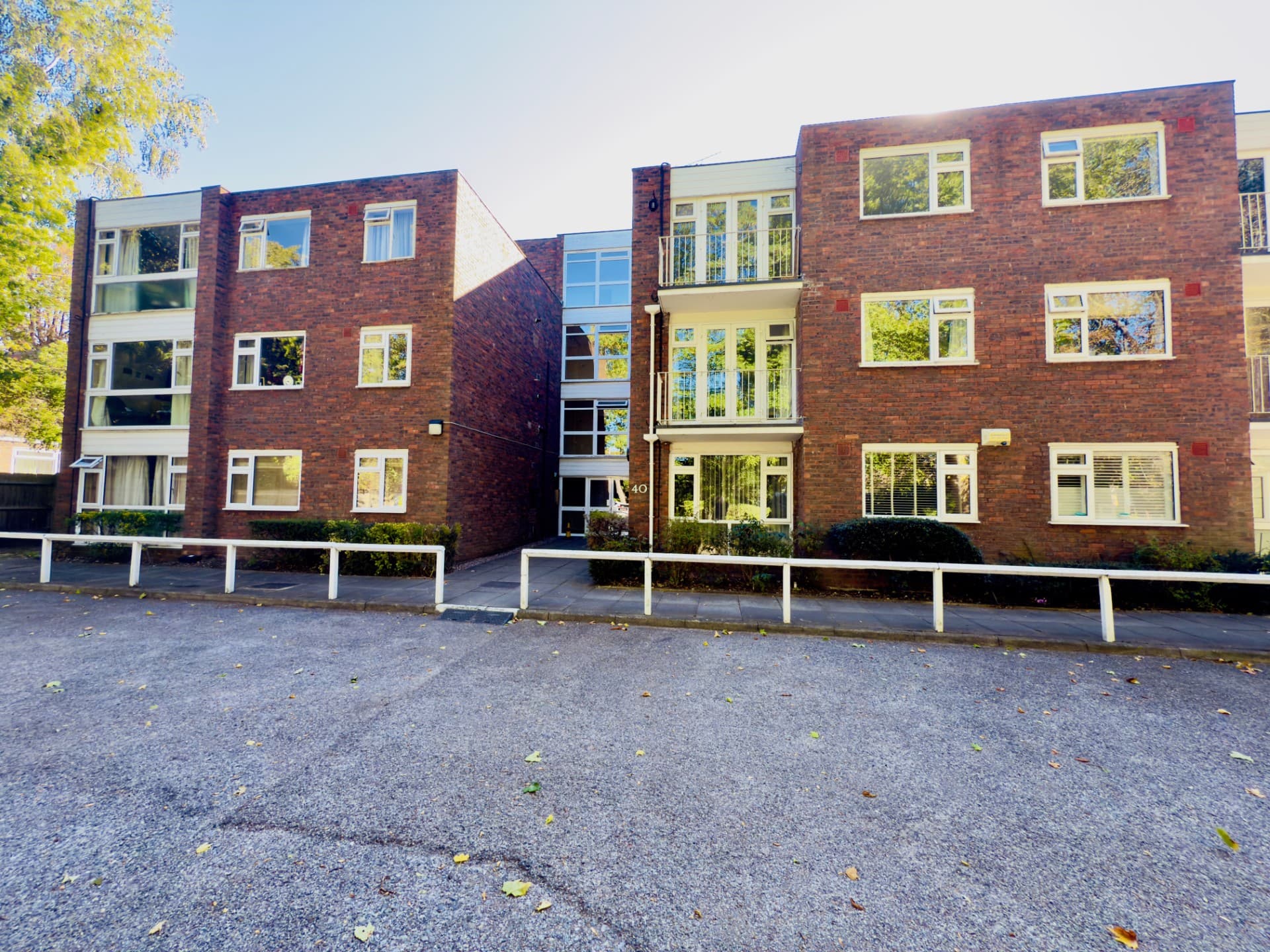 Foxgrove Road, Beckenham, BR3