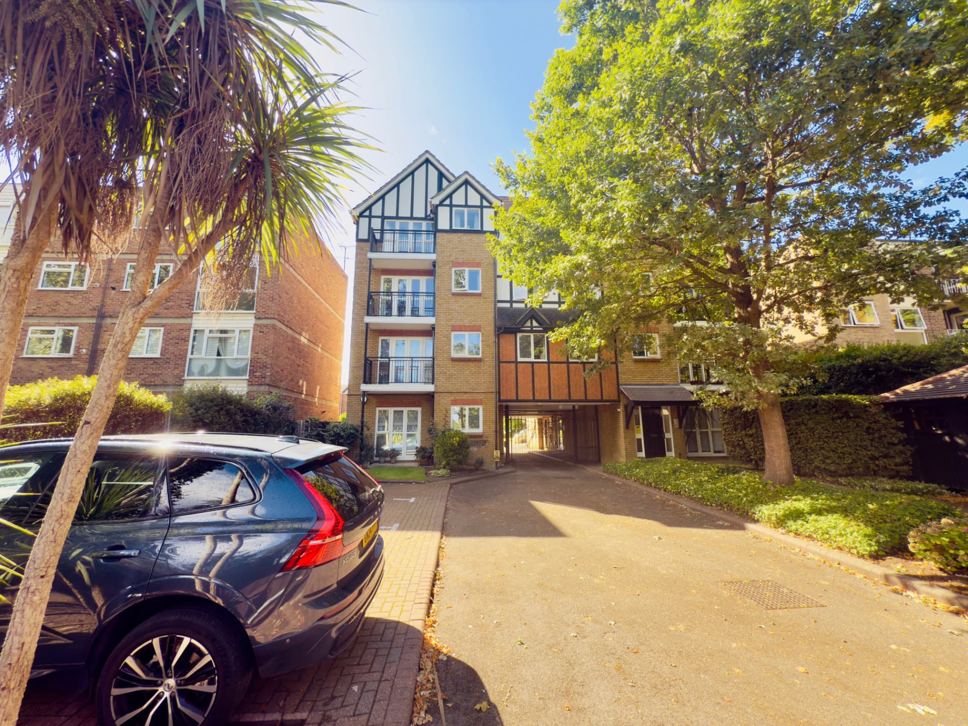 Brackley Road, Chartwell Lodge, BR3