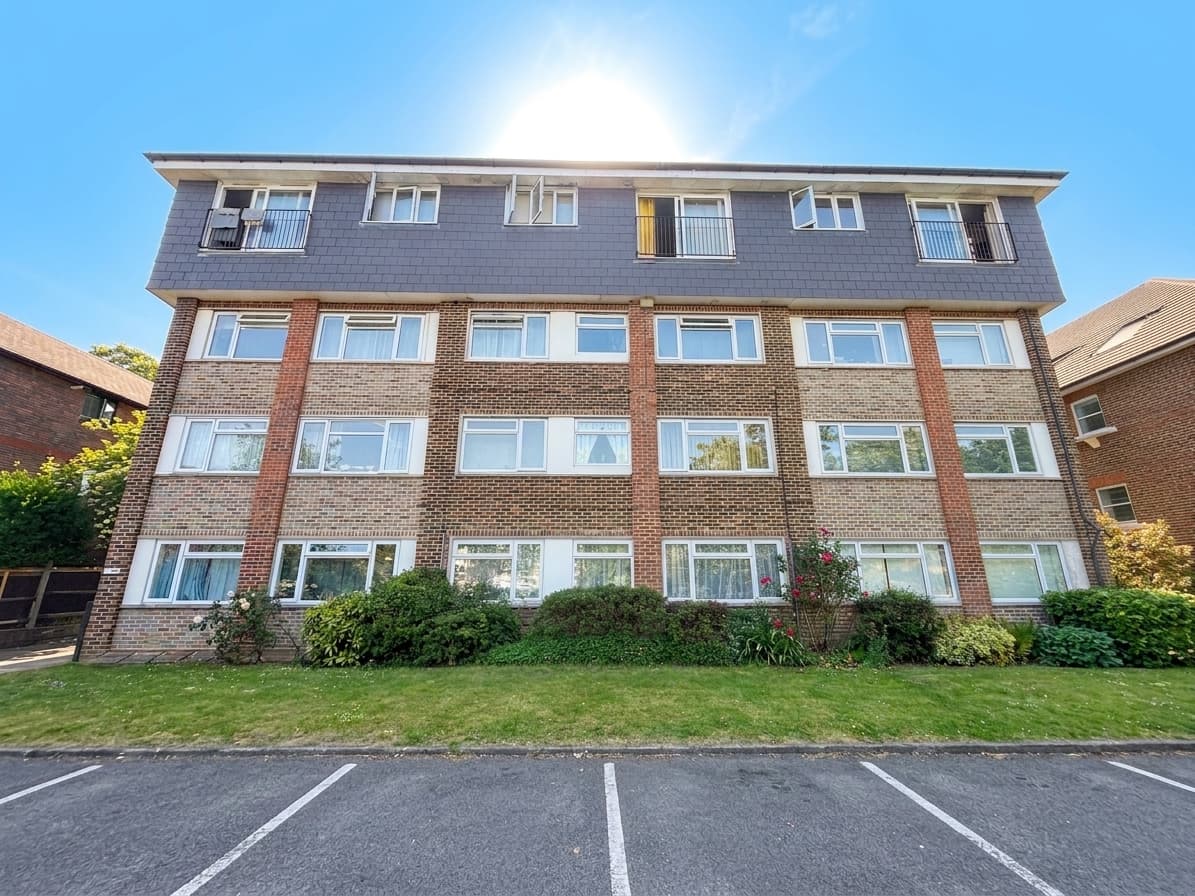 Rectory Road, Queens Court, BR3